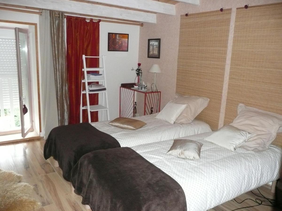 La Belle Des Champs Hotell Saint-Andelain Eksteriør bilde