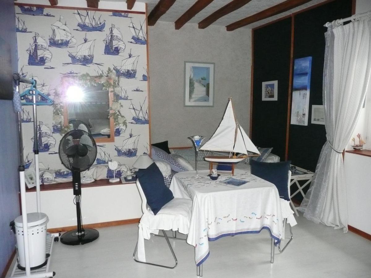 La Belle Des Champs Hotell Saint-Andelain Eksteriør bilde